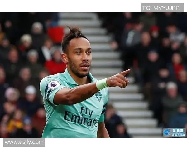 足球明星马赛诺的传奇旅程与辉煌成就揭秘