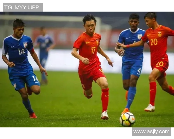 上海足球队意识提升显著创新高引领国内足球发展新趋势