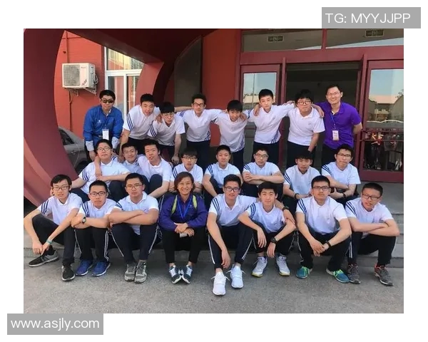 南京篮球队团队协作的成功之道与战术分析探讨